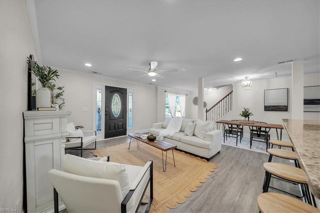 443 Pinewood DR, Virginia Beach, VA 23451