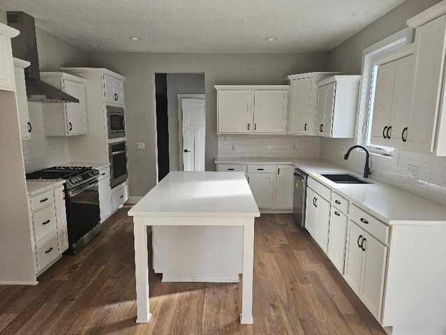 1407 Timber Ridge Drive, Norwalk, IA 50211
