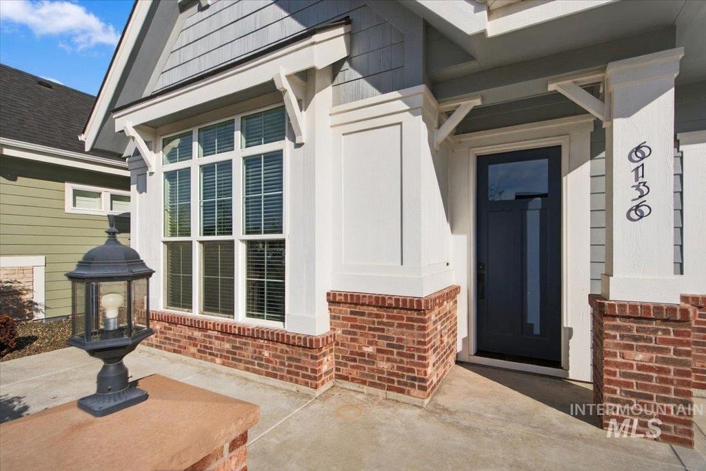 6136 N Vicenza Ln, Meridian, ID 83646 photo 2