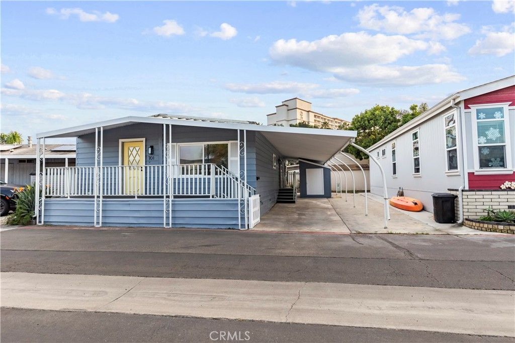 80 Huntington 701, Huntington Beach, CA 92648 — photo 2