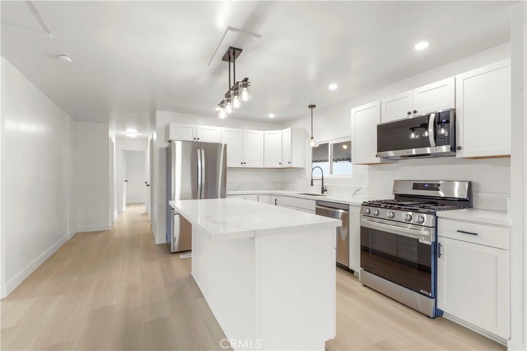 80 Huntington 701, Huntington Beach, CA 92648 — photo 5