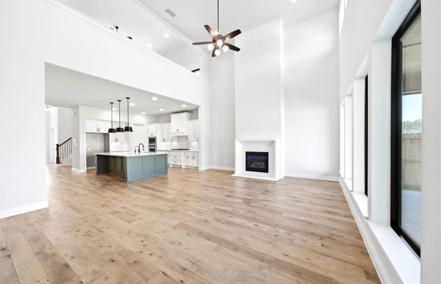 9733 Roaring River Falls Lane, Porter, TX 77365