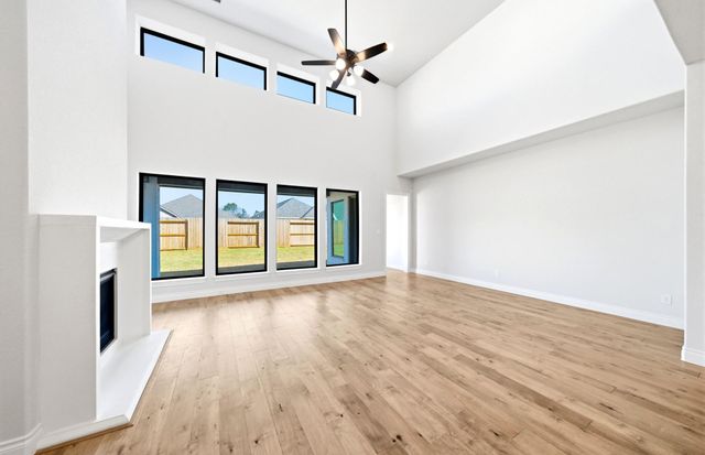 9733 Roaring River Falls Lane, Porter, TX 77365