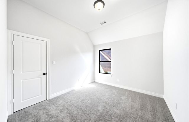 9733 Roaring River Falls Lane, Porter, TX 77365