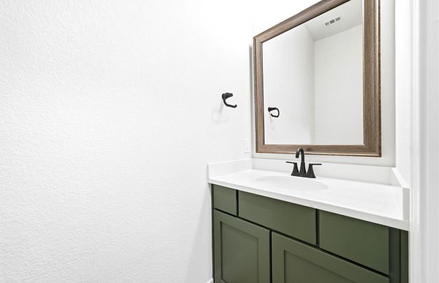 9733 Roaring River Falls Lane, Porter, TX 77365