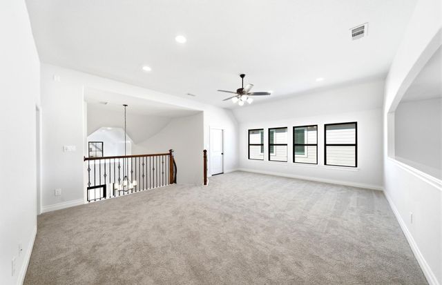 9733 Roaring River Falls Lane, Porter, TX 77365