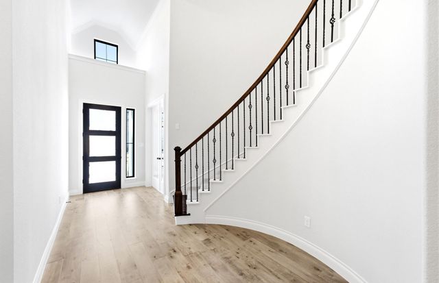 9733 Roaring River Falls Lane, Porter, TX 77365