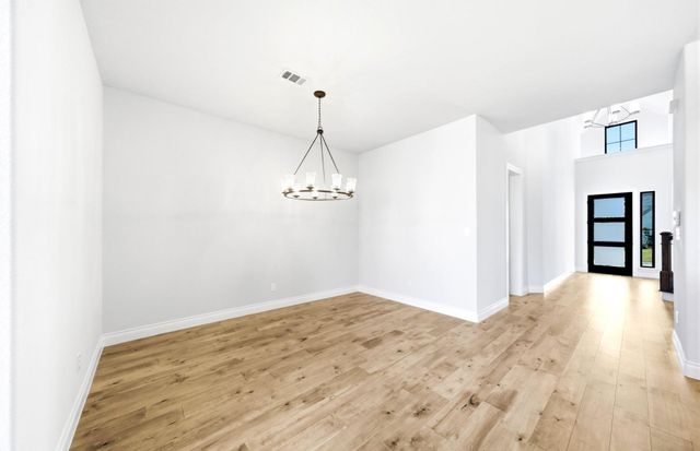 9733 Roaring River Falls Lane, Porter, TX 77365