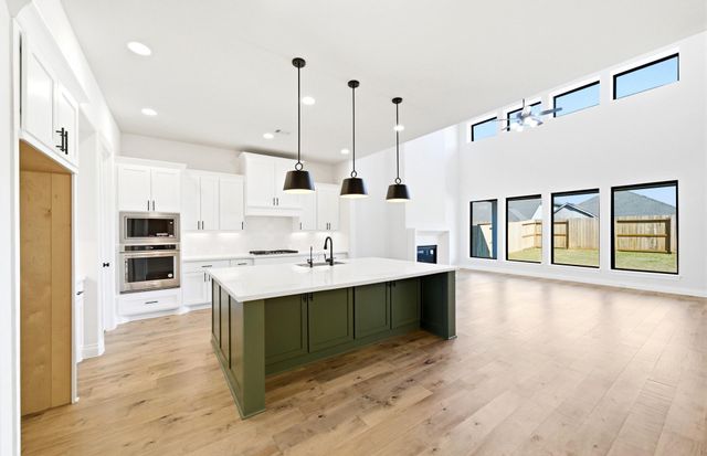 9733 Roaring River Falls Lane, Porter, TX 77365