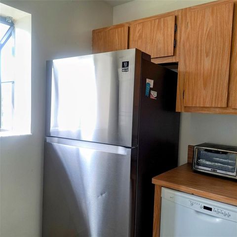 3030 NW 68th Street 205, Fort Lauderdale, FL 33309