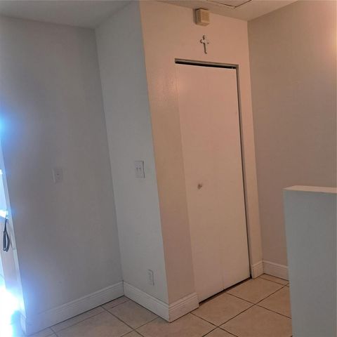 3030 NW 68th Street 205, Fort Lauderdale, FL 33309
