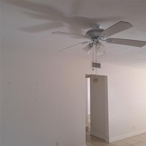 3030 NW 68th Street 205, Fort Lauderdale, FL 33309