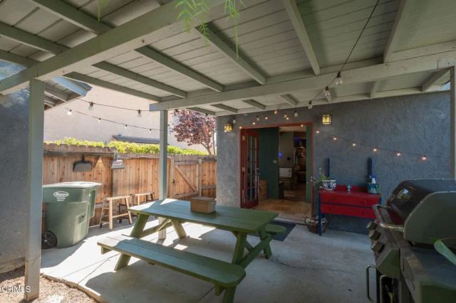 885 Riverside Street, Ventura, CA 93001