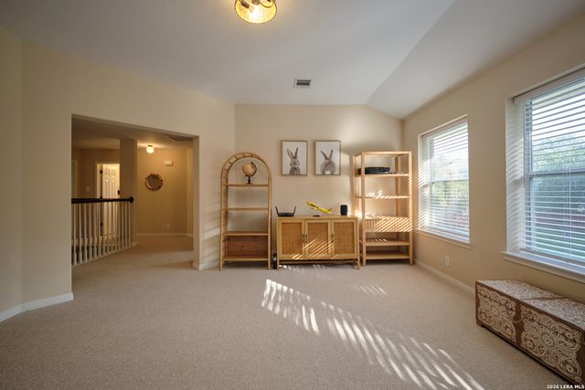 427 Elkgrove, San Antonio, TX 78260
