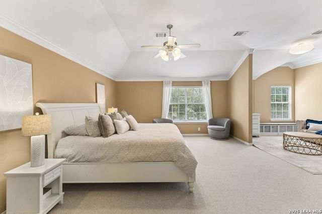 427 Elkgrove, San Antonio, TX 78260