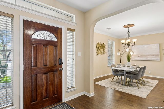 427 Elkgrove, San Antonio, TX 78260