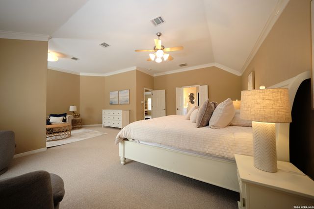 427 Elkgrove, San Antonio, TX 78260