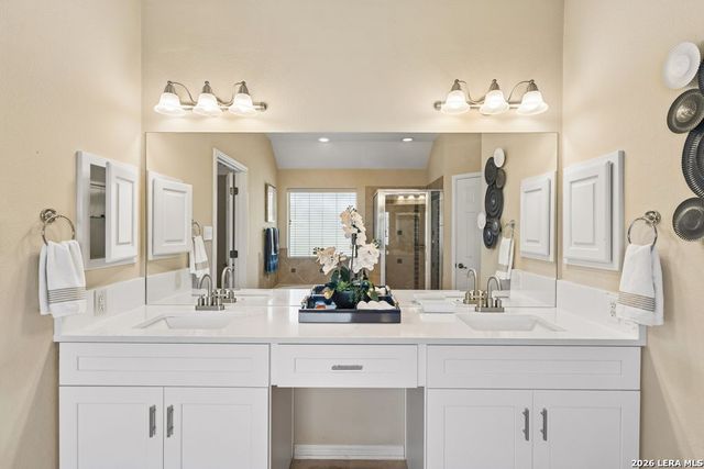 427 Elkgrove, San Antonio, TX 78260