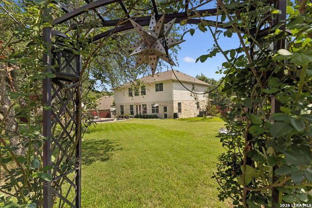 427 Elkgrove, San Antonio, TX 78260