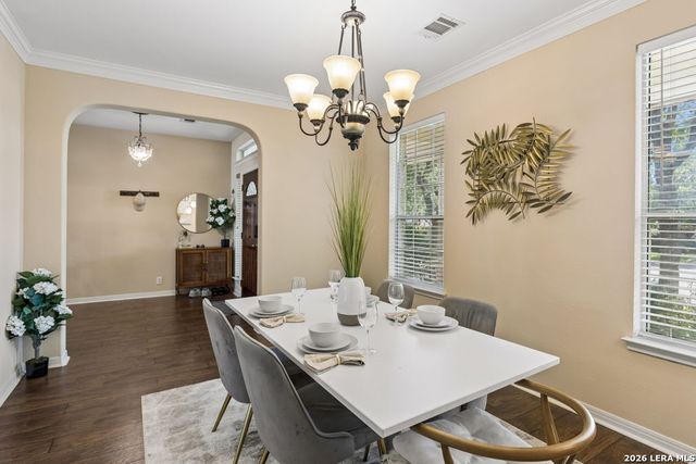 427 Elkgrove, San Antonio, TX 78260