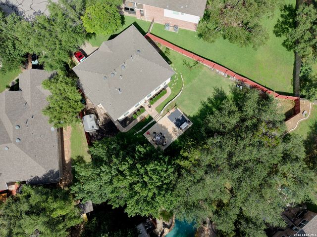 427 Elkgrove, San Antonio, TX 78260
