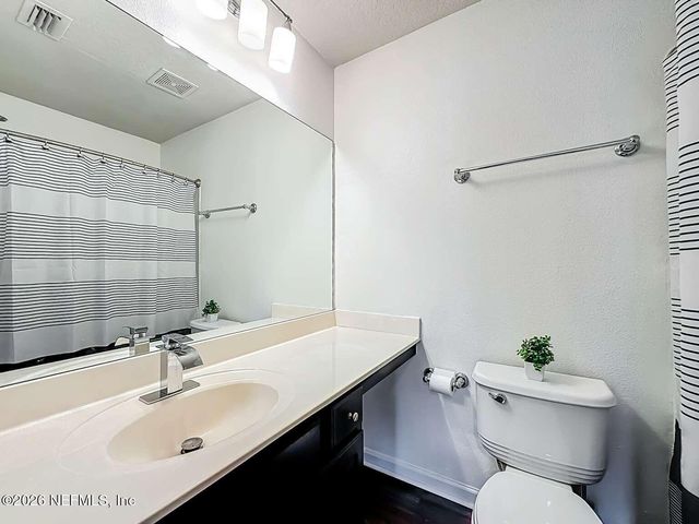 8107 SUMMER POINT Court, Jacksonville, FL 32256