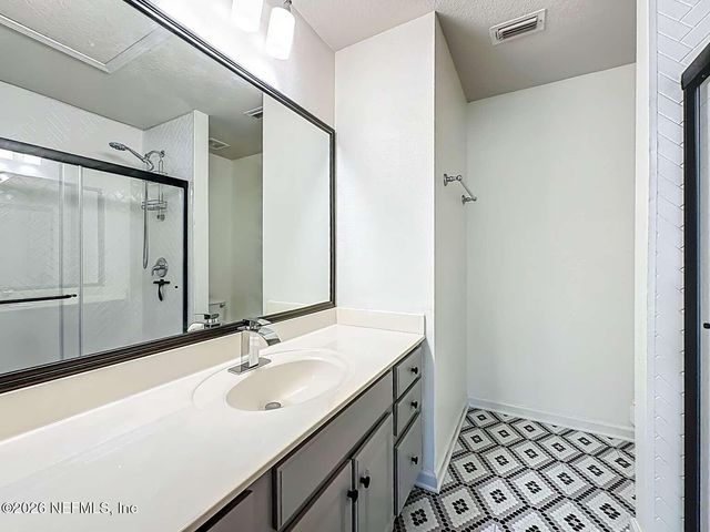 8107 SUMMER POINT Court, Jacksonville, FL 32256