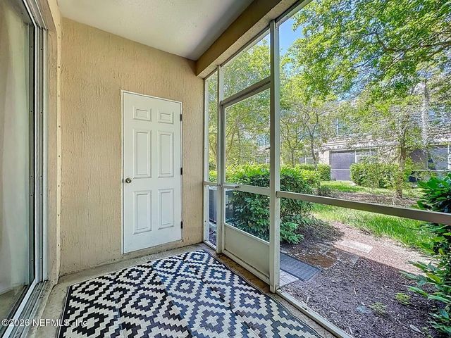 8107 SUMMER POINT Court, Jacksonville, FL 32256