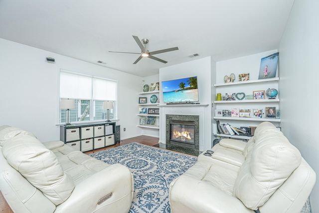 5304 E Dolphin Street, North Charleston, SC 29405