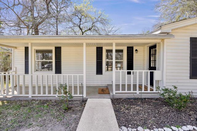 311 Harris Boulevard, Conroe, TX 77301