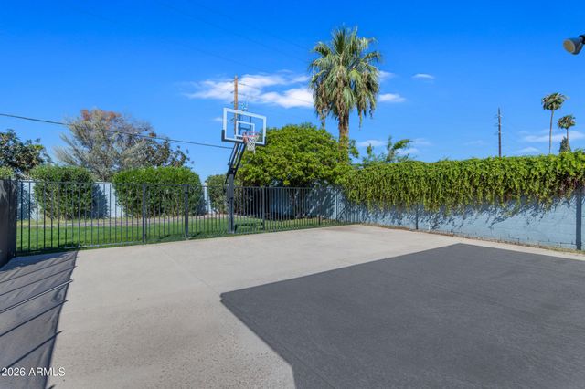 5918 S JENTILLY Lane, Tempe, AZ 85283