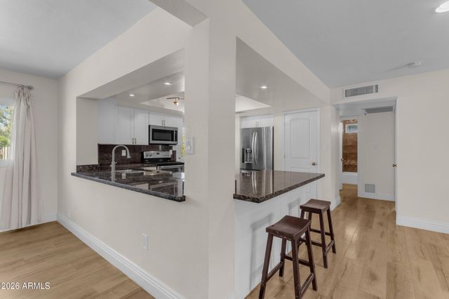 5918 S JENTILLY Lane, Tempe, AZ 85283