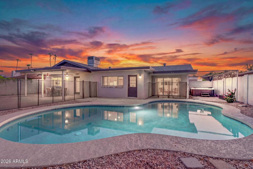 5918 S JENTILLY Lane, Tempe, AZ 85283 — photo 2