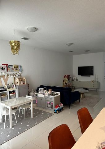 507 SW 91st Ct 507, Miami, FL 33174