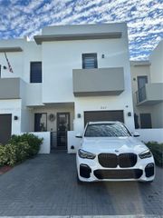 507 SW 91st Ct 507, Miami, FL 33174