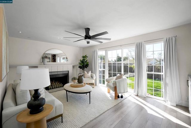 1745 Eucalyptus Ct, Concord, CA 94521