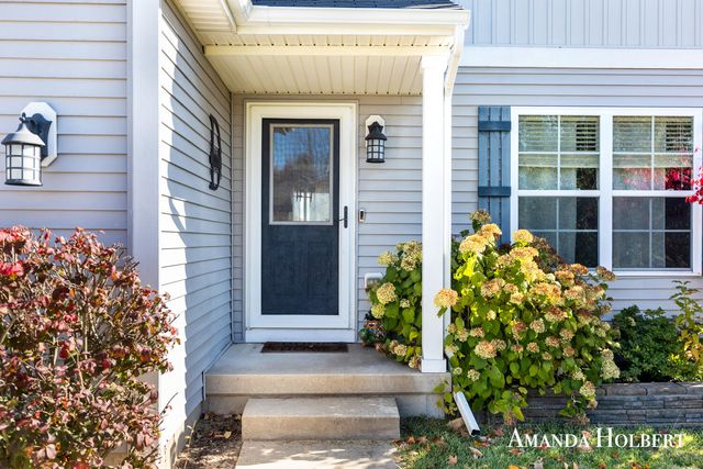 12100 Russell Way Court Ne, Algoma Twp, MI 49319