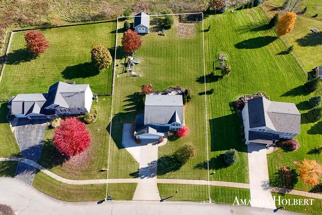 12100 Russell Way Court Ne, Algoma Twp, MI 49319