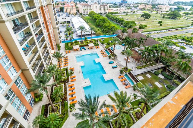 550 OKEECHOBEE Boulevard 412, West Palm Beach, FL 33401