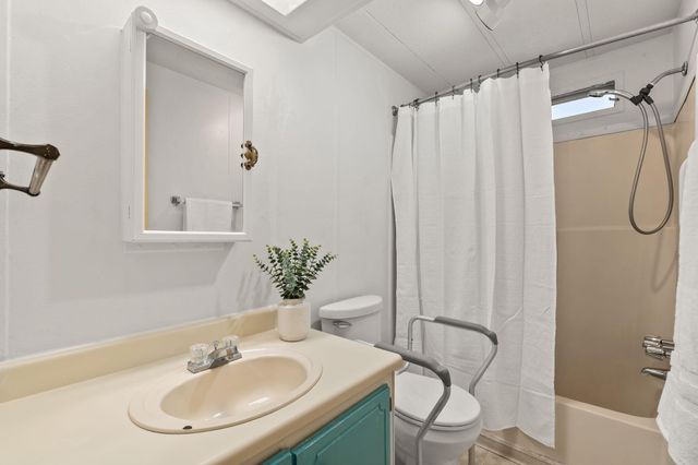 7813 SPENCER Road NE, Albuquerque, NM 87109