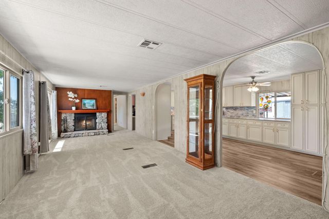 7813 SPENCER Road NE, Albuquerque, NM 87109