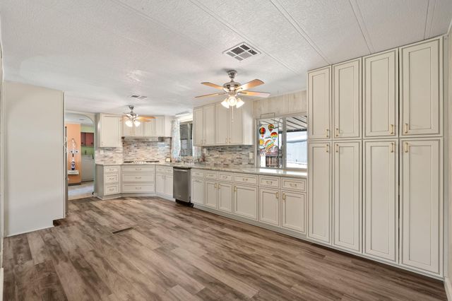 7813 SPENCER Road NE, Albuquerque, NM 87109