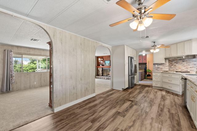 7813 SPENCER Road NE, Albuquerque, NM 87109