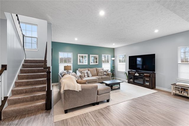 4955 Clifton Mill Drive, North Ridgeville, OH 44039