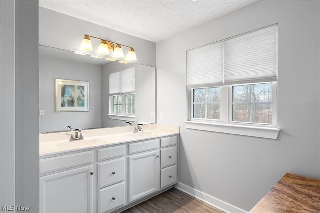 4955 Clifton Mill Drive, North Ridgeville, OH 44039