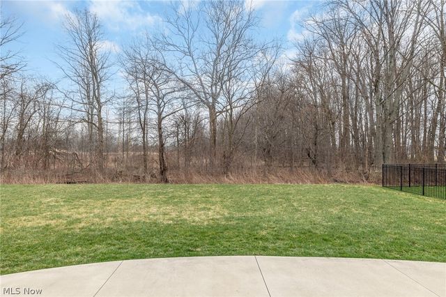 4955 Clifton Mill Drive, North Ridgeville, OH 44039