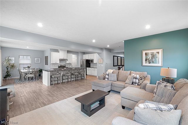 4955 Clifton Mill Drive, North Ridgeville, OH 44039