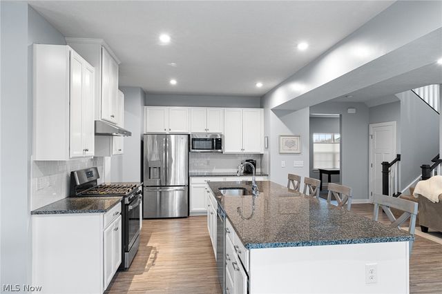 4955 Clifton Mill Drive, North Ridgeville, OH 44039