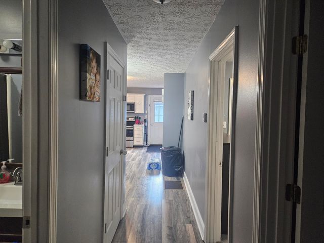 1229 KY-80, Russell Springs, KY 42642