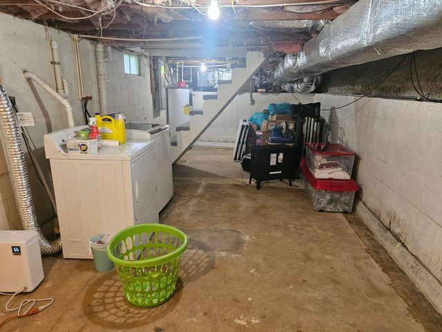 1229 KY-80, Russell Springs, KY 42642